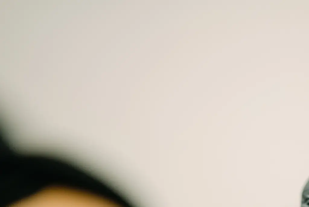 Man who ‘transformed himself into a lizard’ shows what he looked like before