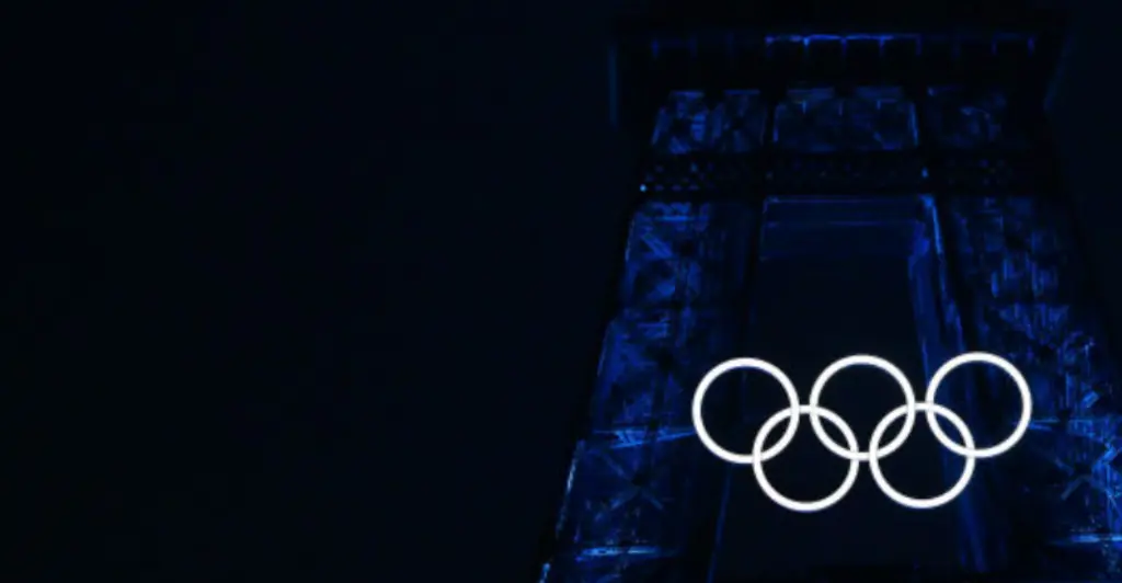 Olympics opening ceremony viewers left puzzled by 'threesome' scene