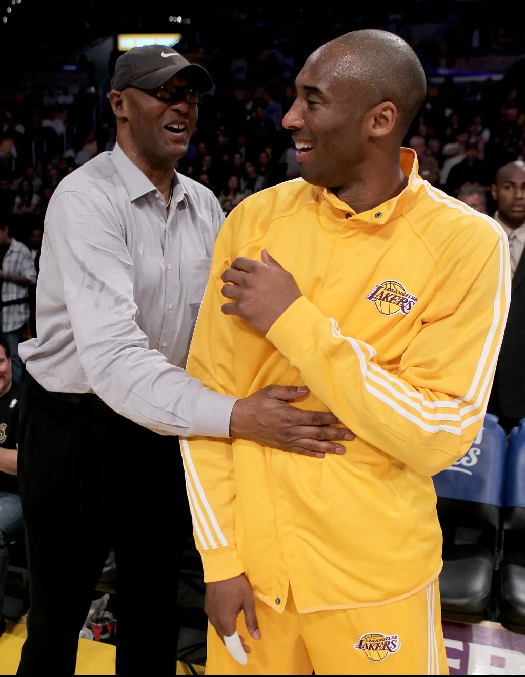 Joe Bryant with son Kobe. Credit: Stephen Dunn / Getty