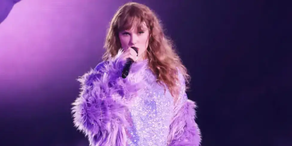 Taylor Swift fans are horrified after baby is left on floor during concert