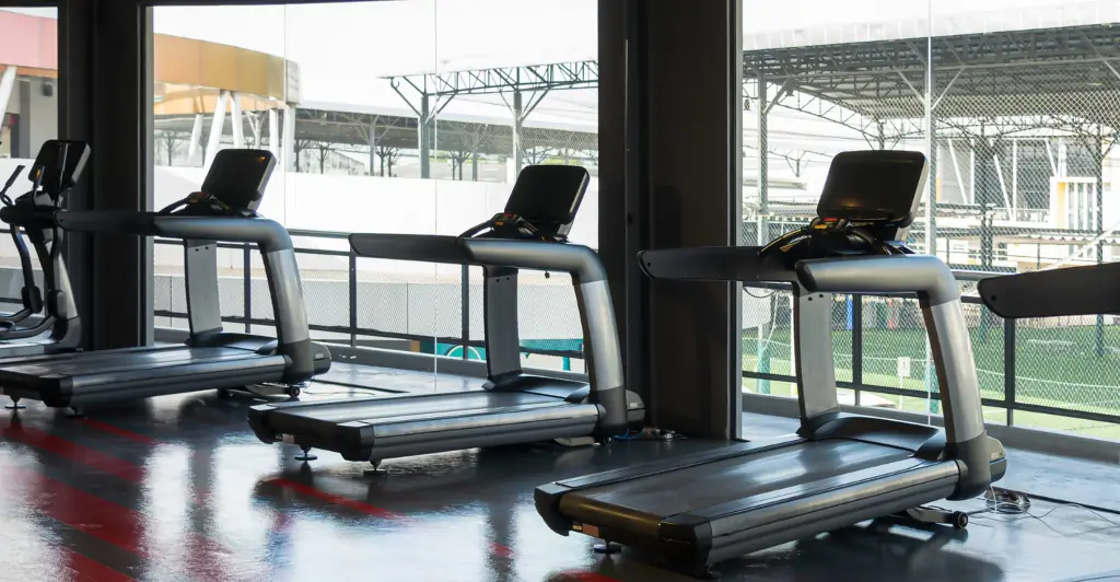 Streamer's gym 'prank' swiftly backfires as social media takes sides