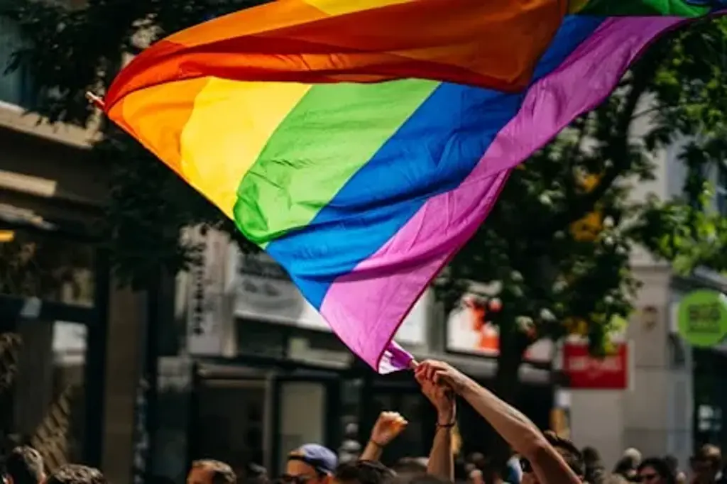 LGBTQ