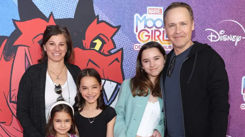 : Chad Lowe (R), Kim Painter, Nixie Lowe, Fiona Lowe and Mabel Lowe 