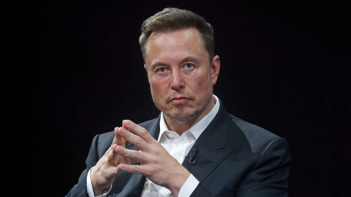 People point out same problem as Elon Musk launches new Tesla Roadster 'that can fly'