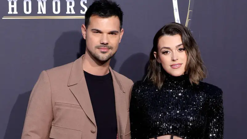 Taylor Lautner and Tay Lautner 