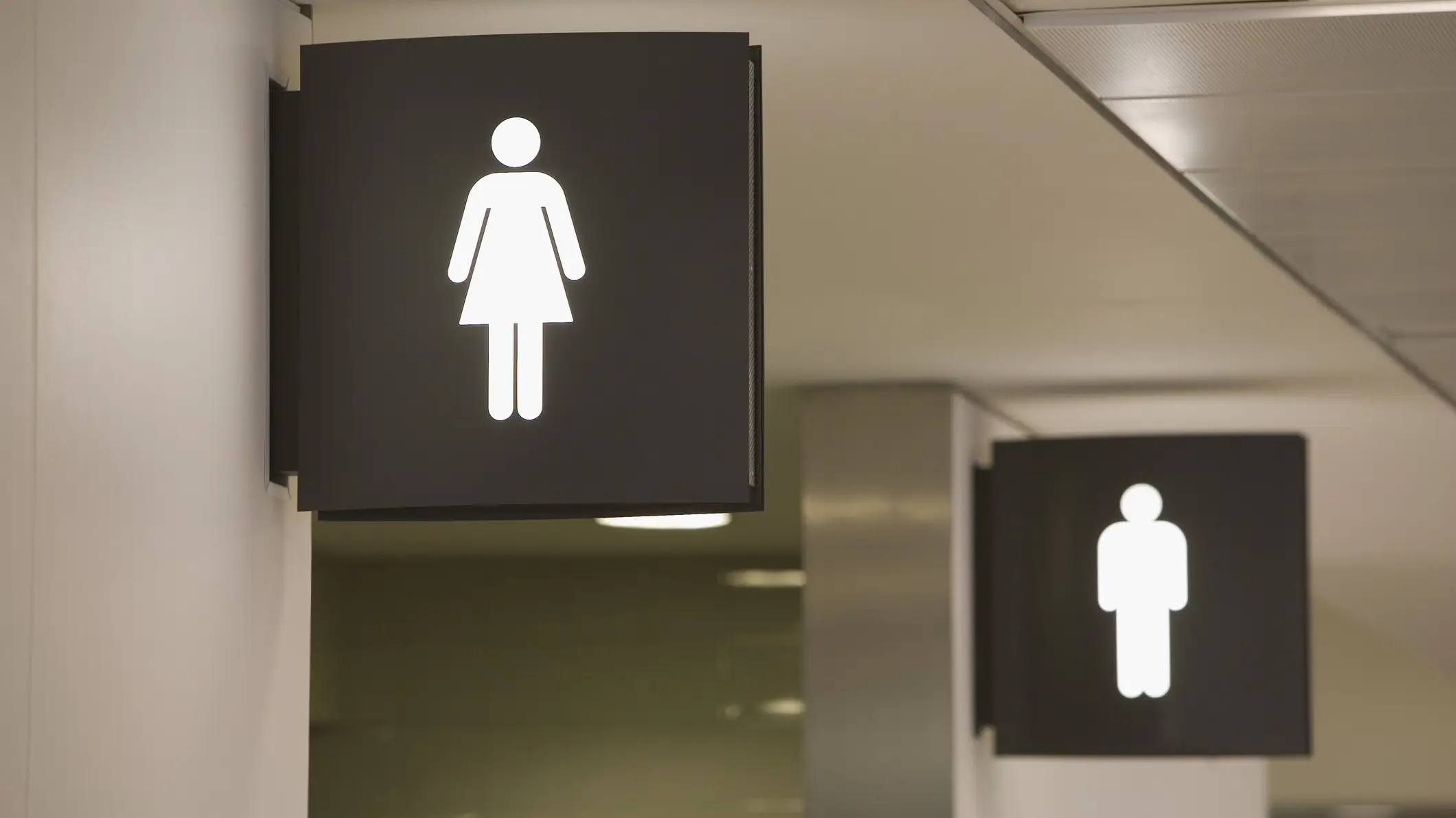 toilet men and women