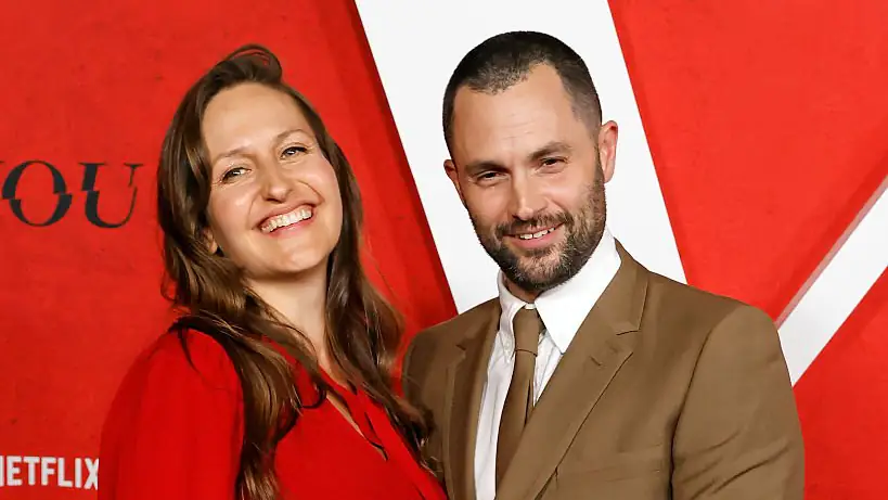 Penn Badgley Domino Kirke