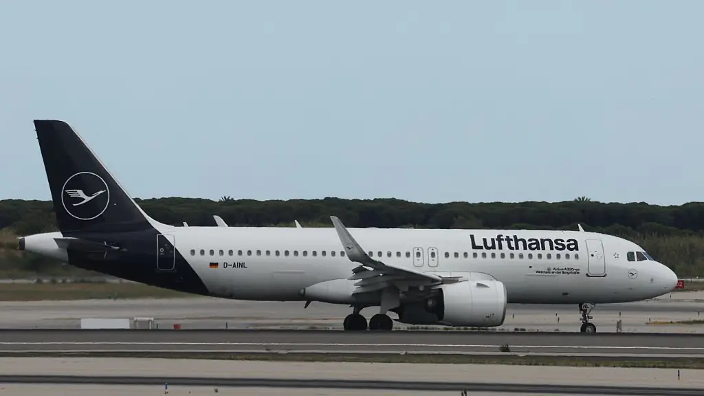 Lufthansa plane