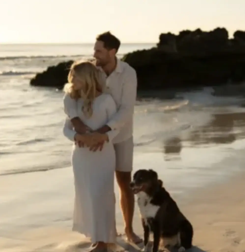Pictures of the sweet pregnancy shoot were used to announce the news. Credit: Instagram / hutchjuch