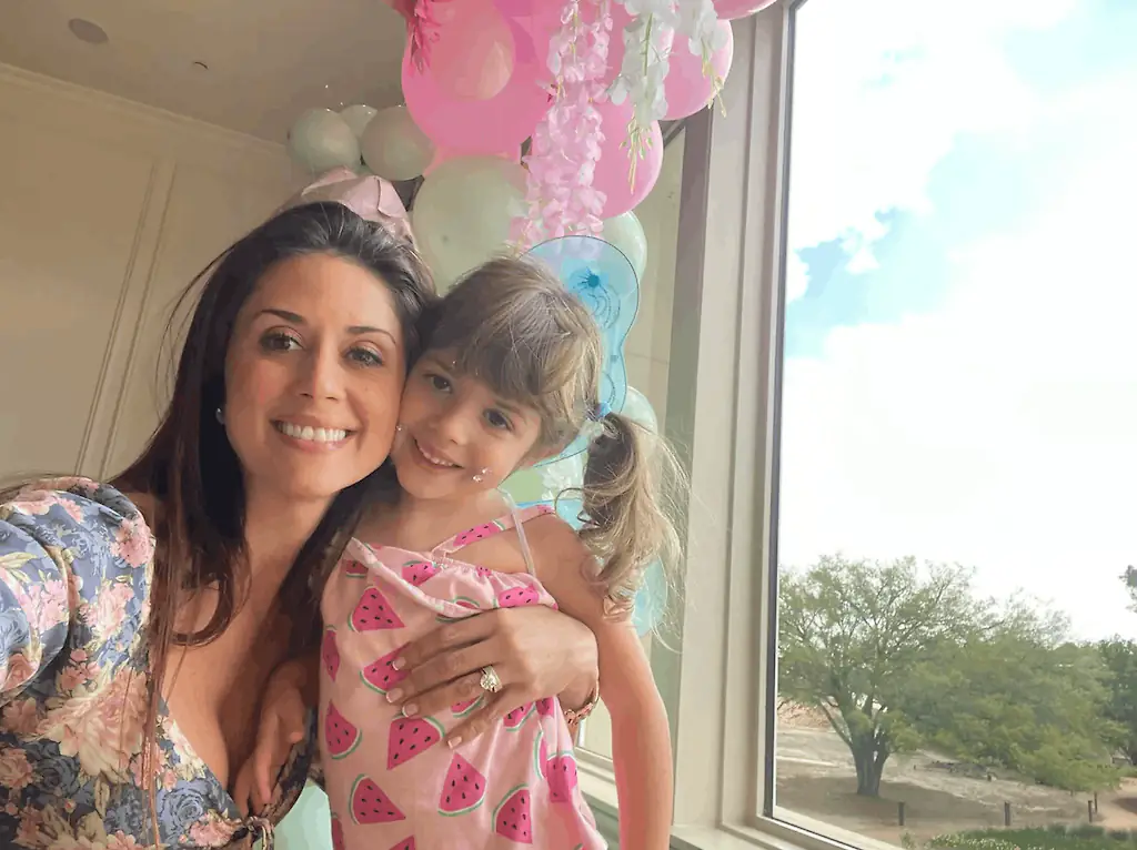 Cibelle Savella committed a murder-suicide after losing a custody battle for her four-year-old daughter. Credit: Facebook