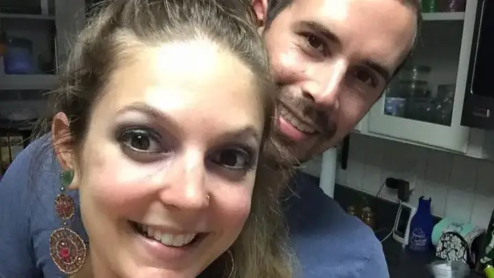 us-nurse-husband-allegedly-walked-109913073.webp